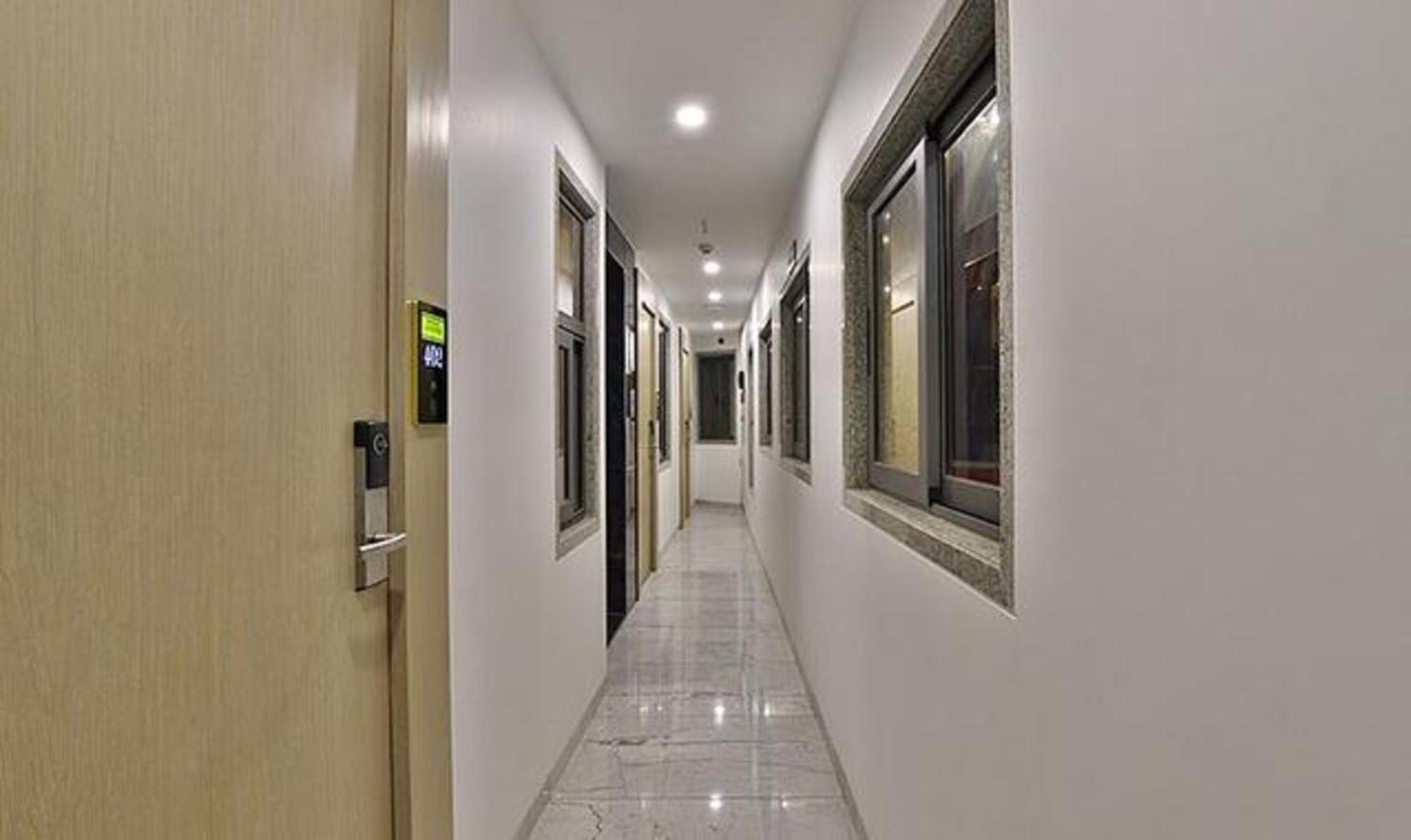 Fabhotel Prime Legend Surat Exterior photo